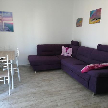 Apartmani Nevera Veglia Exterior foto
