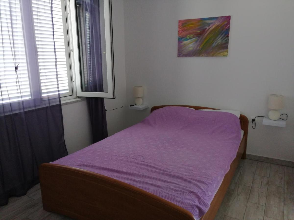 Apartmani Nevera Veglia Exterior foto