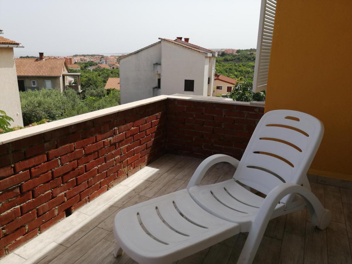 Apartmani Nevera Veglia Exterior foto